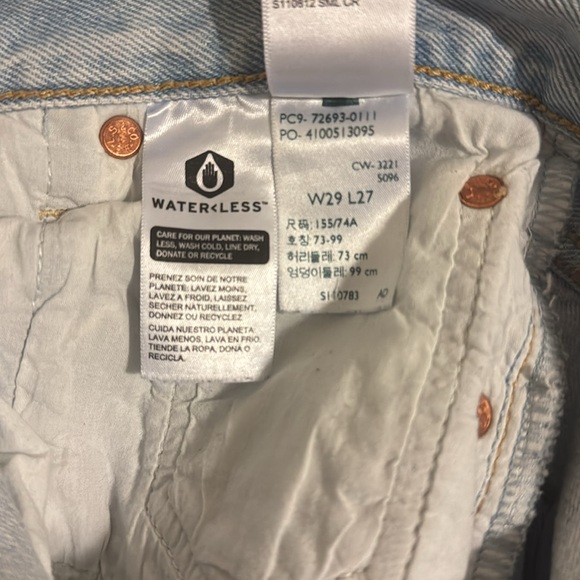 Levi’s Ribcage Straight Ankle Women’s Jean in Ojai Shore - Light Wash - Picture 8 of 9